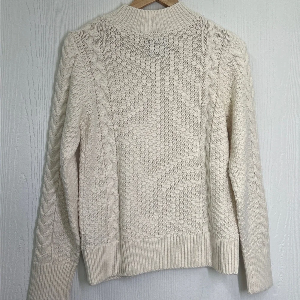Abercrombie And Fitch - Soft Cream Mock Neck Cable Knit Sweater Size Small - Picture 10 of 10
